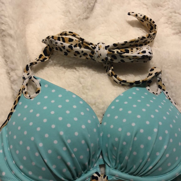 Victoria’s Secret bikini 👙 - Picture 3 of 4